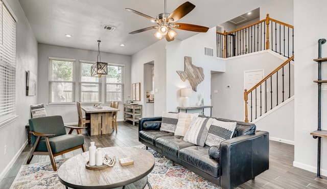 Beautiful 3 bedroom house in desirable Round Rock!