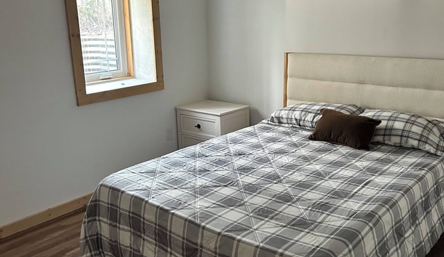 Beautiful 3bedroom 2bath garden level apartment in a prime DeltaJunctionFtGreely