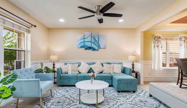 Beautiful 4 bd/2.5 bath single family home
