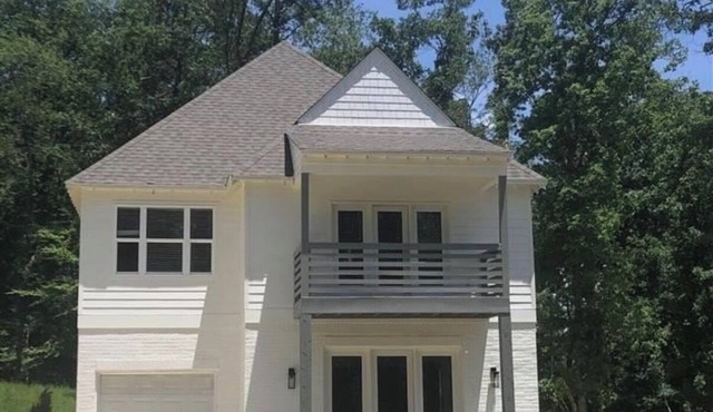 Beautiful 4 bedroom in Vestavia Hills! Spacious Family Retreat!
