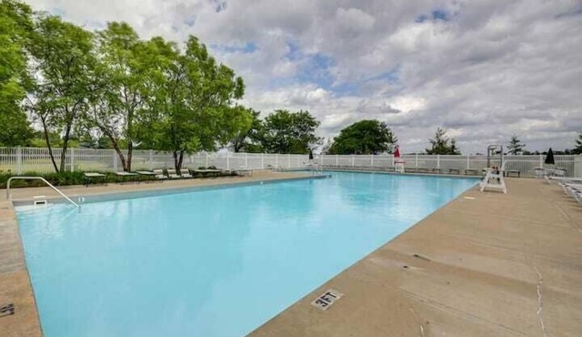 Beautiful 4-Bedroom Haven near Indianapolis