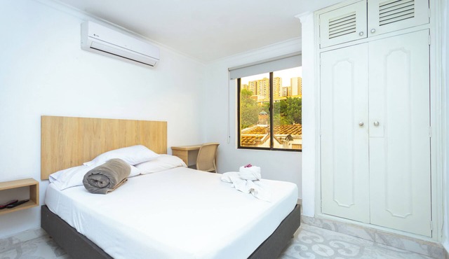 Beautiful accommodations in Los Colores (With air conditioning and a pool)