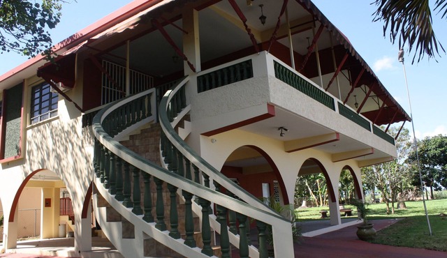 Beautiful and Charming Casa Aceituna