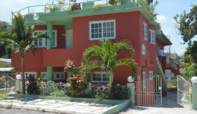 Beautiful and elegant 2 bedrooms and 1 bathroom