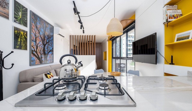 Beautiful and Modern Studio for Couples Stu309