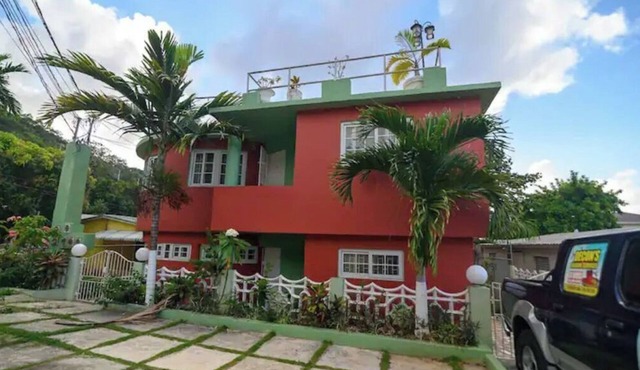 Beautiful and quite community 2 bedrooms and 1 bathroom