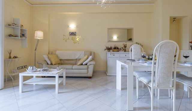 Beautiful apartment for 6 guests with A/C, WIFI, TV, terrace and pets allowed