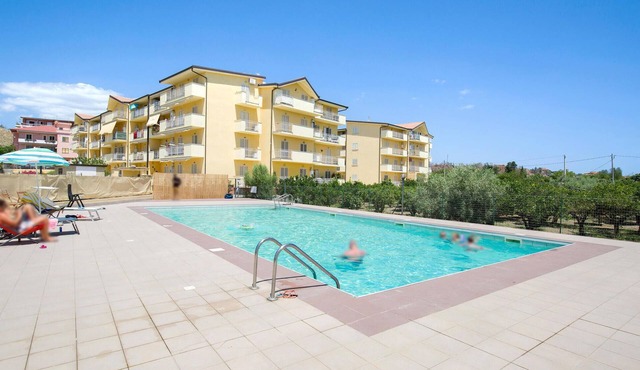 Beautiful apartment in Caulonia Marina