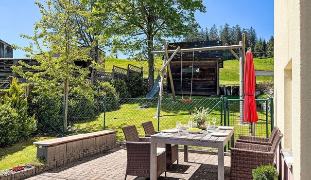 Beautiful apartment for 3 guests with WIFI, TV, patio and pets allowed