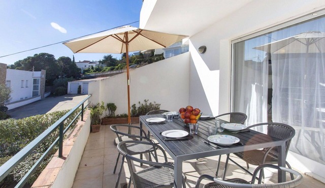 Beautiful apartment for 5 people with WIFI, TV, terrace and pets allowed