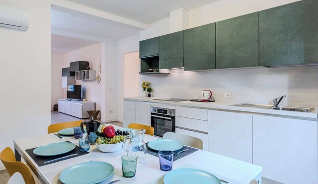 Beautiful apartment for 6 guests with TV and balcony