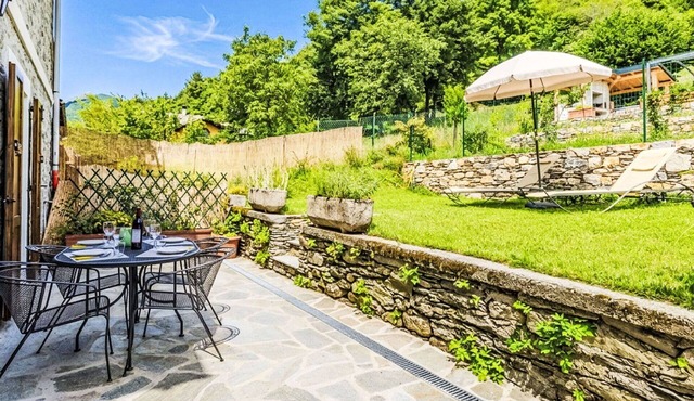 Beautiful apartment for 5 people with WIFI, TV, patio and pets allowed