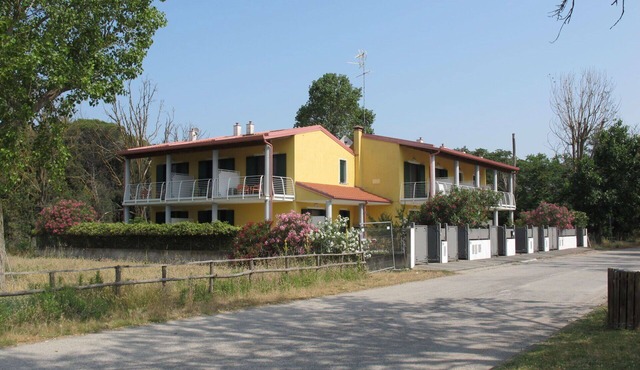 Beautiful apartment in villa for 4 people with WIFI, A/C, TV and terrace