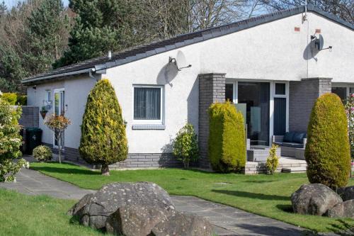 Beautiful attractive house free parking near Airport