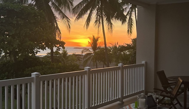 Beautiful Beach Front Condo Sleeps 5, rare opportunity for Christmas