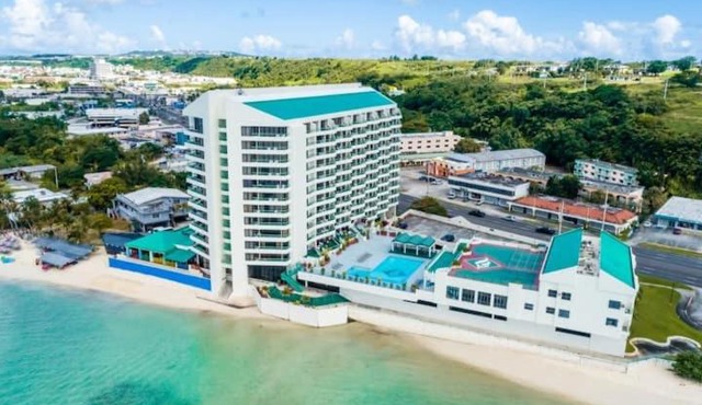 Beautiful beachfront ocean view unit