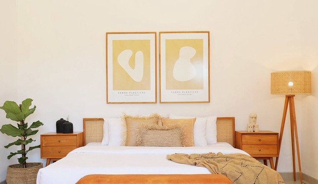 ★ Beautiful Boho-Modern 3 BR Villa | Berawa Canggu ★