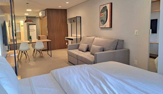 Beautiful Studio 200m from Beira Mar, Center of Florianópolis!