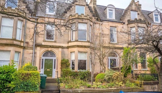 Beautiful & bright 2 bed flat