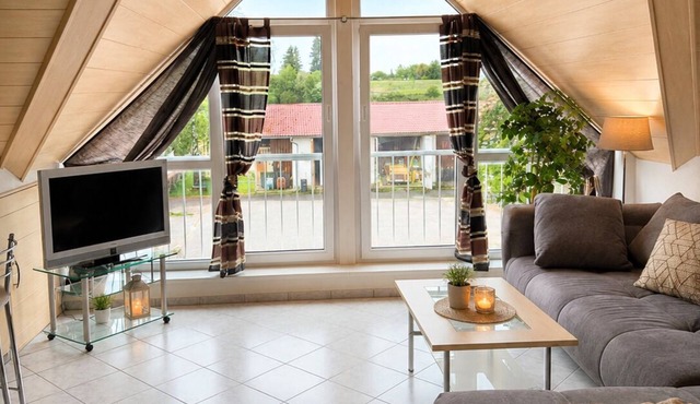Beautiful bright attic apartment in Hohenfurch for 2-4 people
