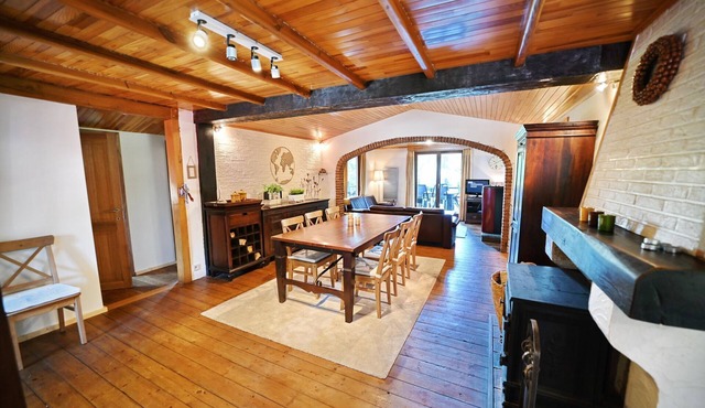 Beautiful chalet with a large garden