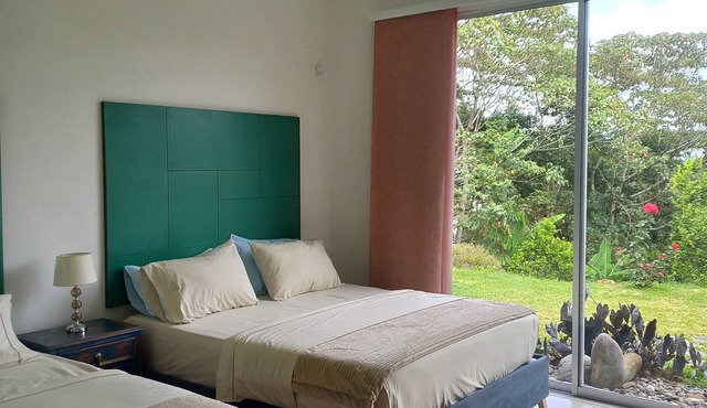 Beautiful & Comfortable Suite In The Country Side