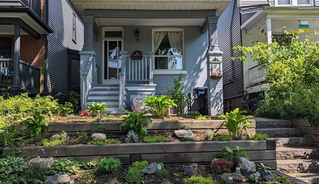 Beautiful Comfortable Riverdale Home. Now 20% discount for stays over 30 days