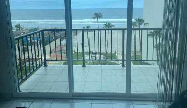 Beautiful condominium ocean front