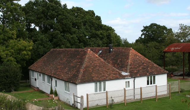 BEAUTIFUL CONVERTED BARN IN AREA OF OUTSTANDING NATURAL BEAUTY