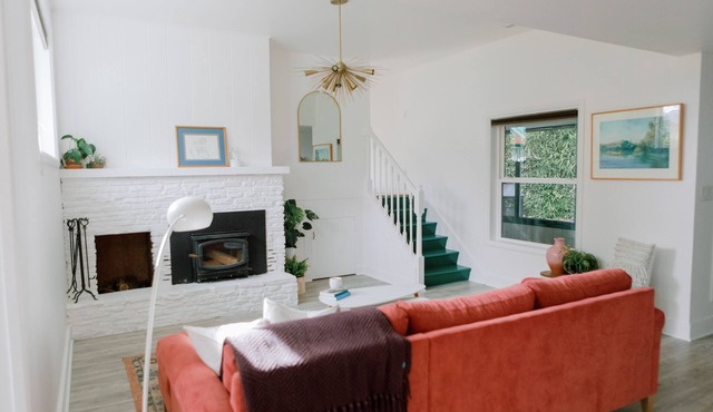 Beautiful cottage w/pool in bamboo forest!