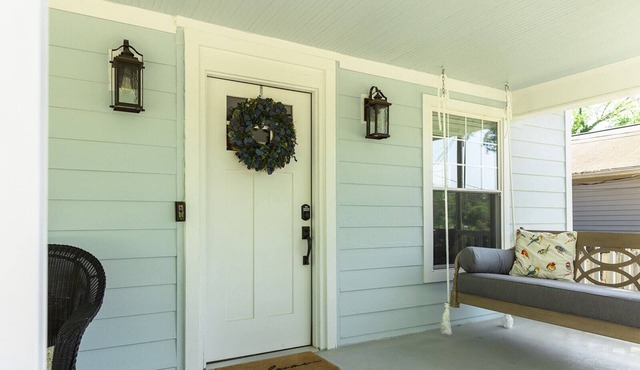 Beautiful Cottage Walkable to Falls Park on the Reedy & Downtown