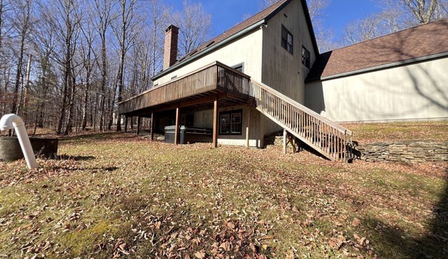 Beautiful Cottage with Hot-tub in Winhall, Vermont