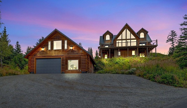 Beautiful Cozy, Peaceful chalet with AC in Anchorage