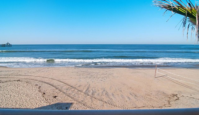 Beautiful Direct Oceanfront Condo in San Diego