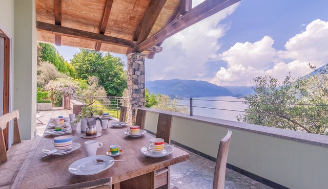 Beautiful Dream by Varenna Holidays
