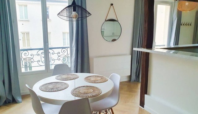 Beautiful duplex-15 min Paris/La Défense/Champs Elysées