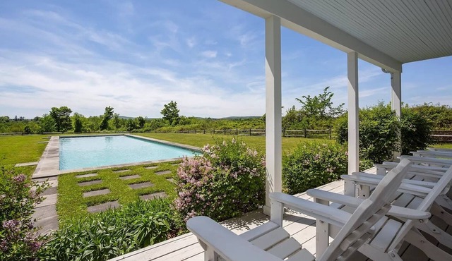Beautiful Farmhouse on 14 Acres