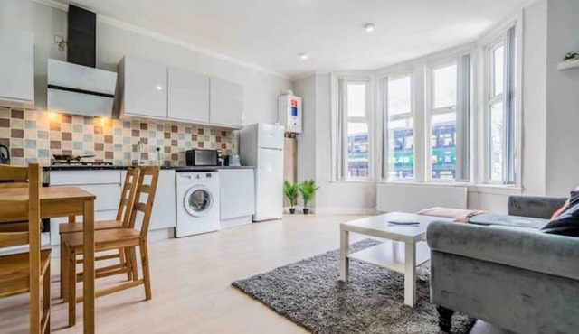 Beautiful flat with free parking