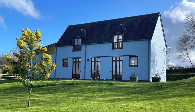 Beautiful 2 Bedroom Refurbished Gite in Rural Normandy