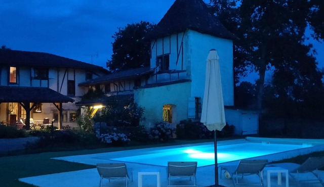 Beautiful Gascon home with private pool close to medieval bastide