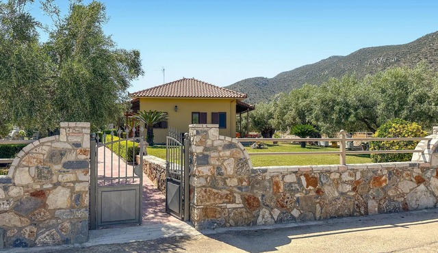 Beautiful home in Agios Andreas Astros