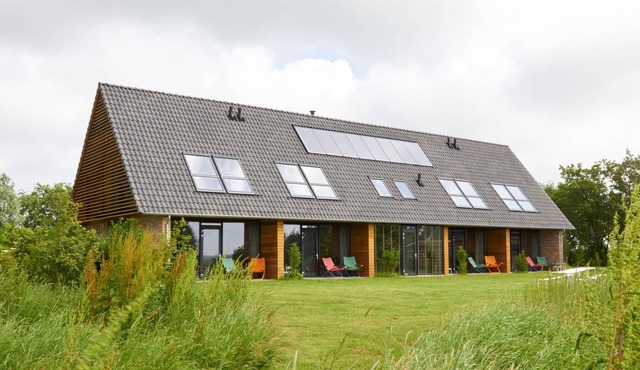 Beautiful group accommodation at Lauwersmeer National Park and Wadden Sea