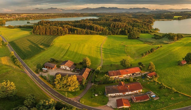 Beautiful holiday flat surrounded by lakes, mountains ans nature