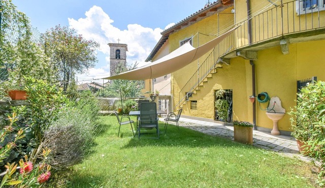 Beautiful Holiday Home near Lake Maggiore