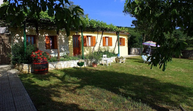 Beautiful Holiday House in Bartići with Terrace