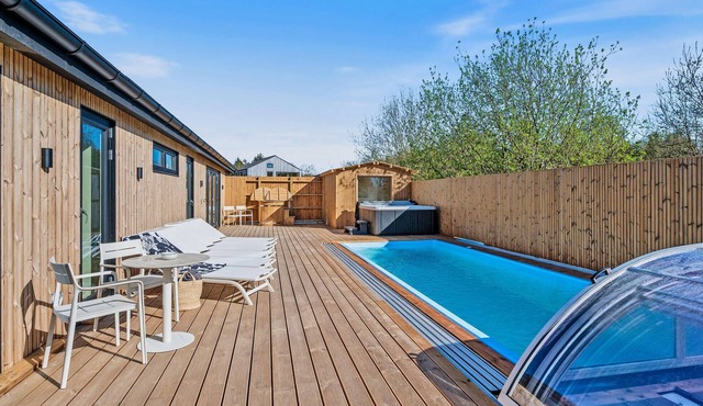 Beautiful home in Ejstrupholm