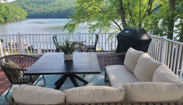 Beautiful home on the river with Private Dock.