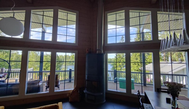 Beautiful house and sauna on the lake, 175 m2