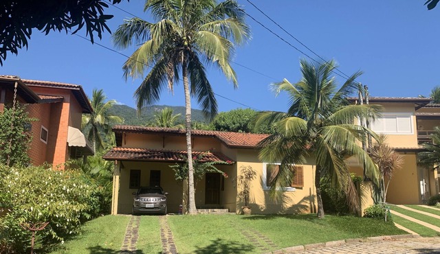 Beautiful house Praia da Feiticeira, cond. closed, 20m from the sea, PAYMENT 12X WITHOUT INTEREST
