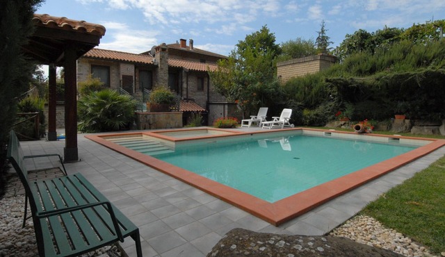 Beautiful intime Villa with private pool 3 Bedrooms Sleep 7